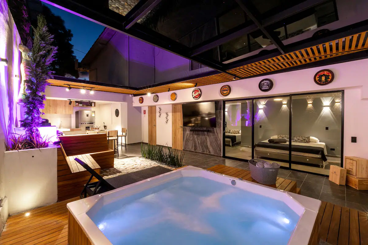 Sweet Helen Paradise en El Poblado, casa de alojamiento en Medellín, Antioquia, Colombia